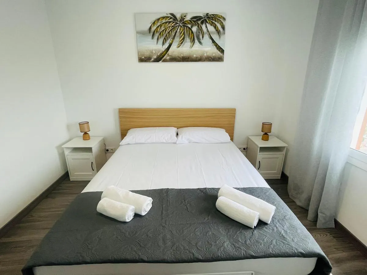 Barca 5 New Beach Apartment Сан-Адриан-де-Бесос 0*,