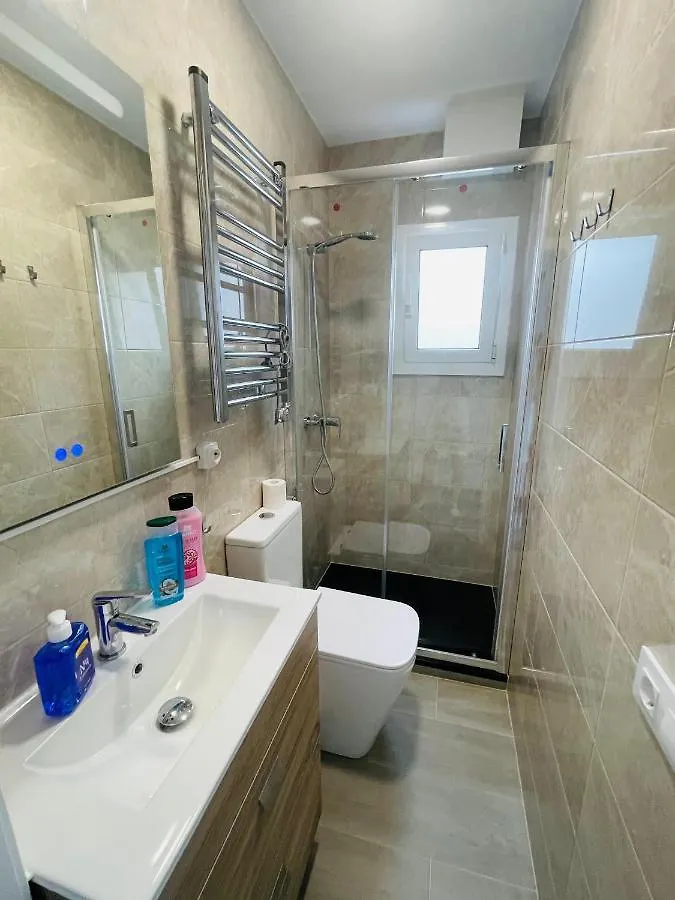 Barca 5 New Beach Apartment Сан-Адриан-де-Бесос