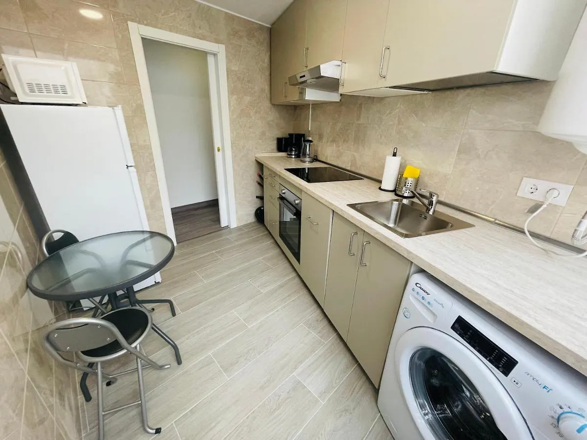 Barca 5 New Beach Apartment Сан-Адриан-де-Бесос